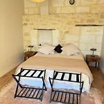Chateau Clos Des Maurins 3* Vérac
