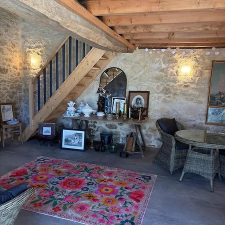 Chateau Clos Des Maurins 3* Verac