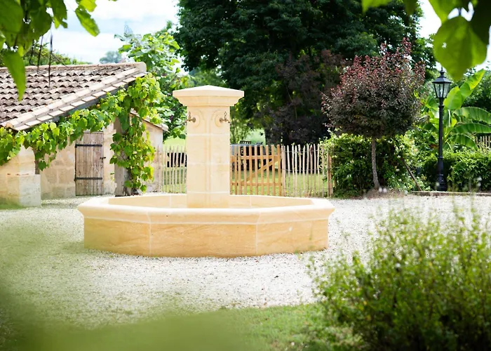 Chateau Clos Des Maurins Vérac
