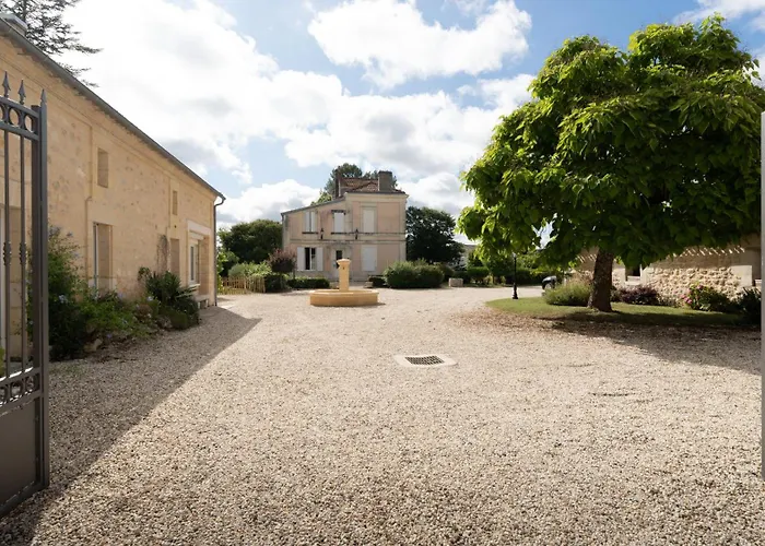 Bed & Breakfast Chateau Clos Des Maurins